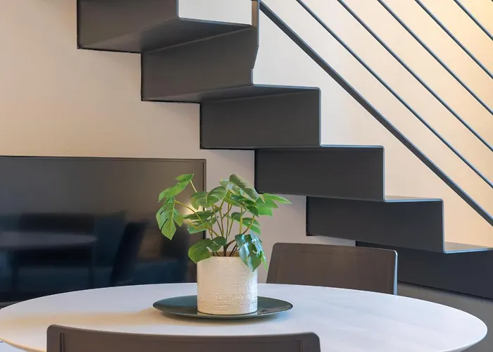 Tigli - By Myhomeincomo Lägenhet Como