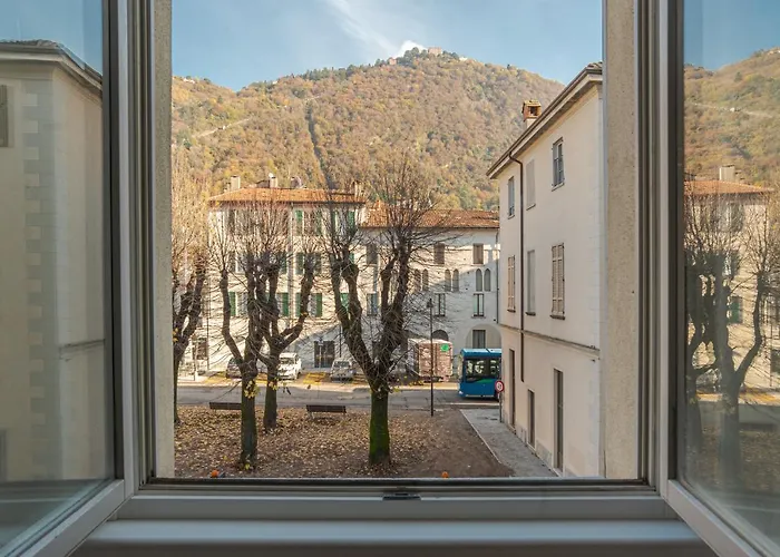 Tigli - By Myhomeincomo Lägenhet Como